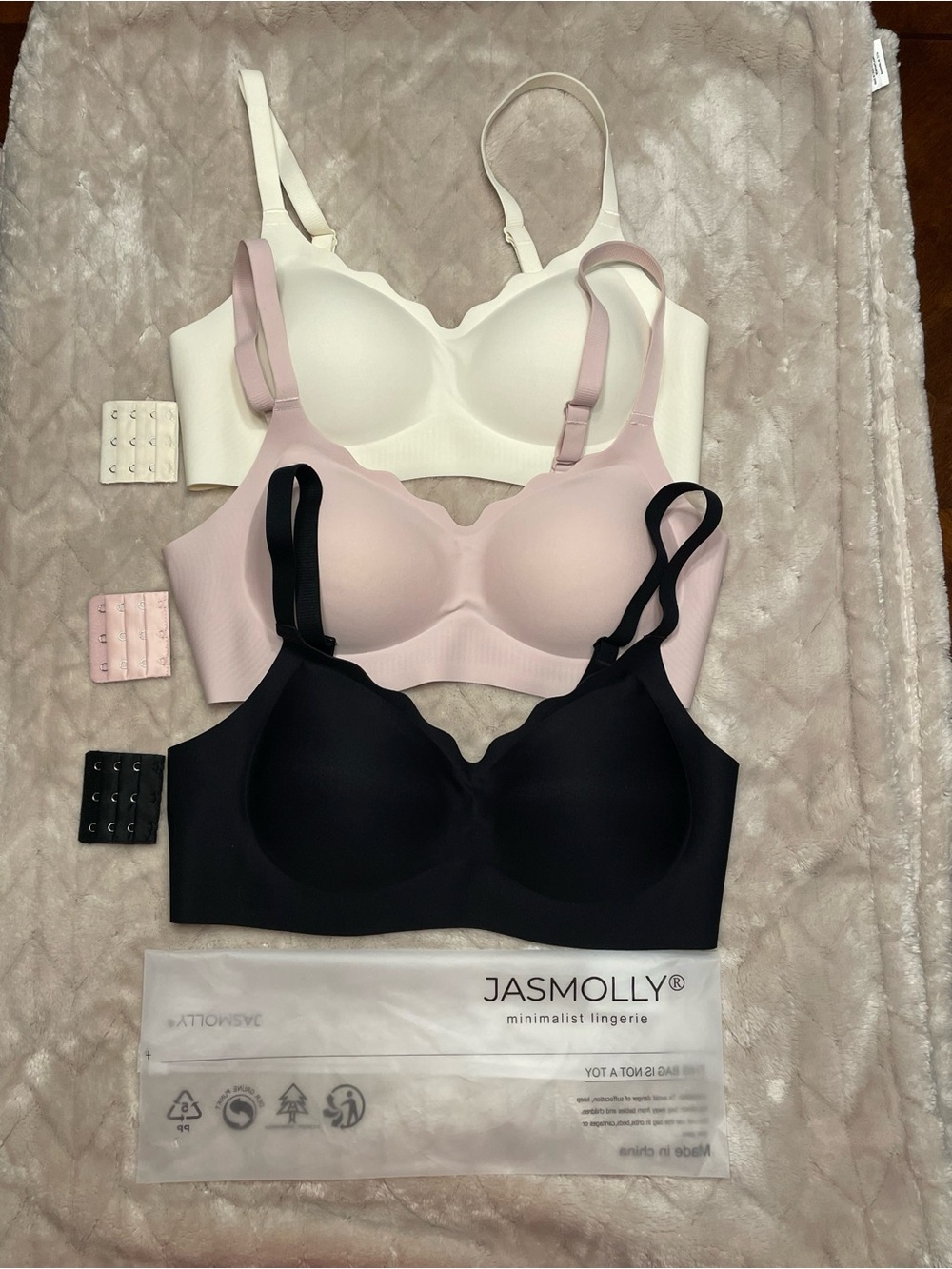 Set of three Women’s Seamless Comfort Bra - Black, Blush, Cream - Picture 1 of 2
